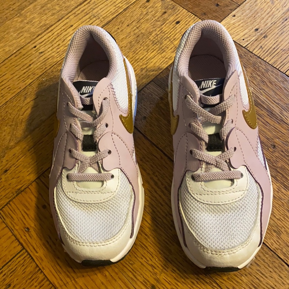Girls Nike air max size 13